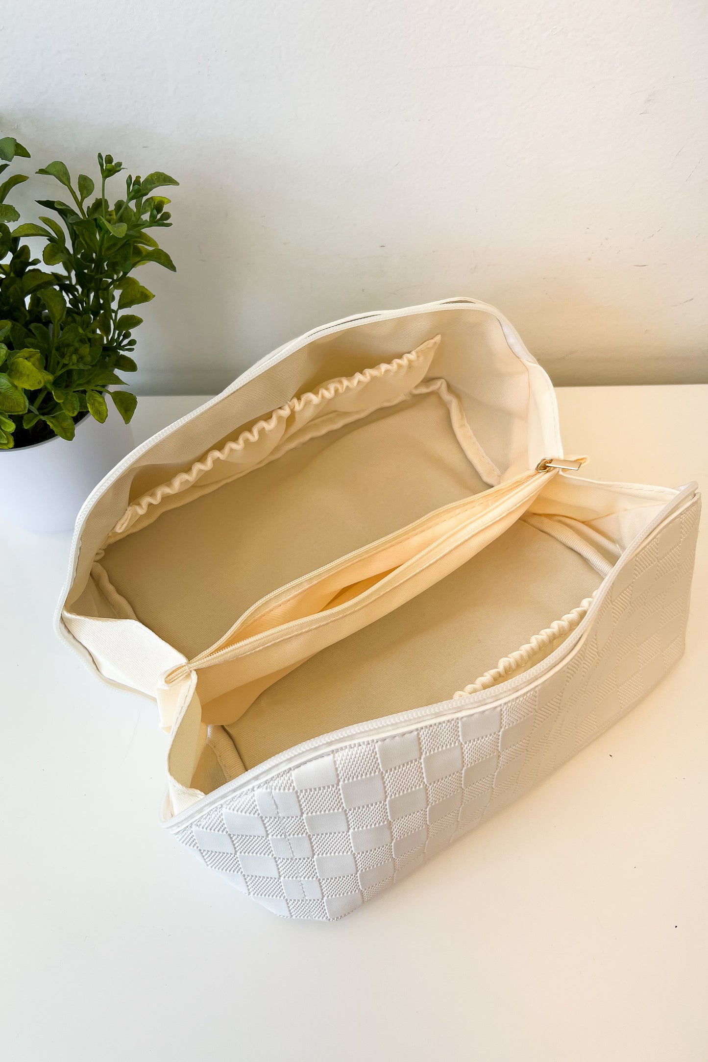 White Makeup Bag - FINAL SALE