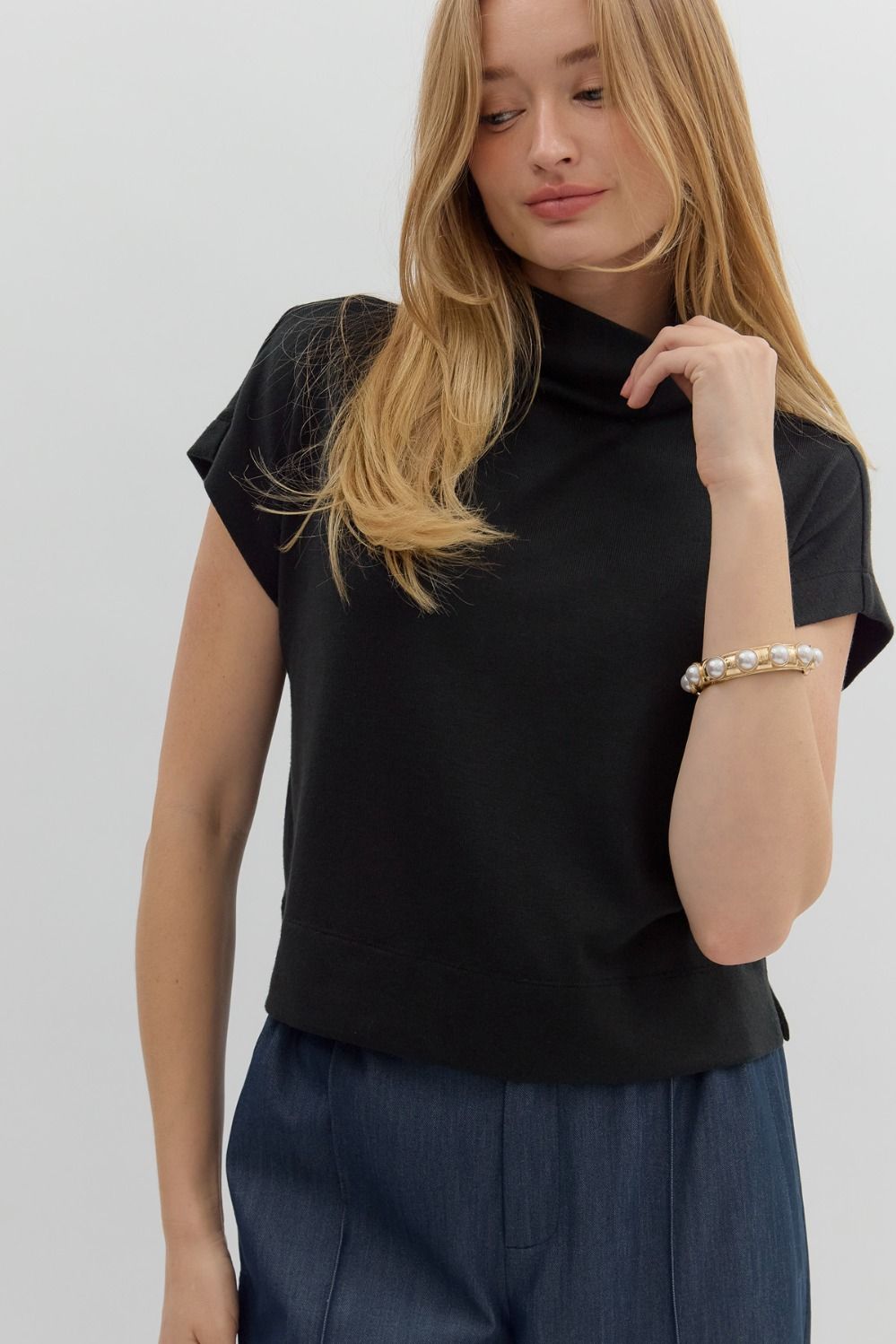 Meila Black Mock Neck Pullover Top