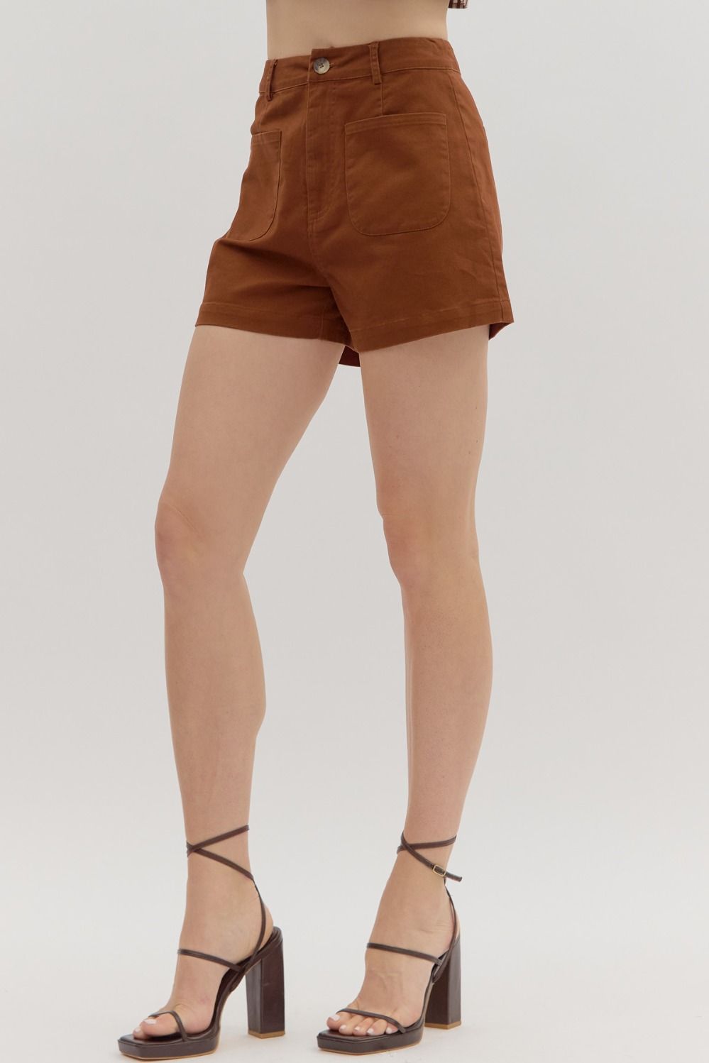 Kleine Chestnut Patch Pocket Shorts