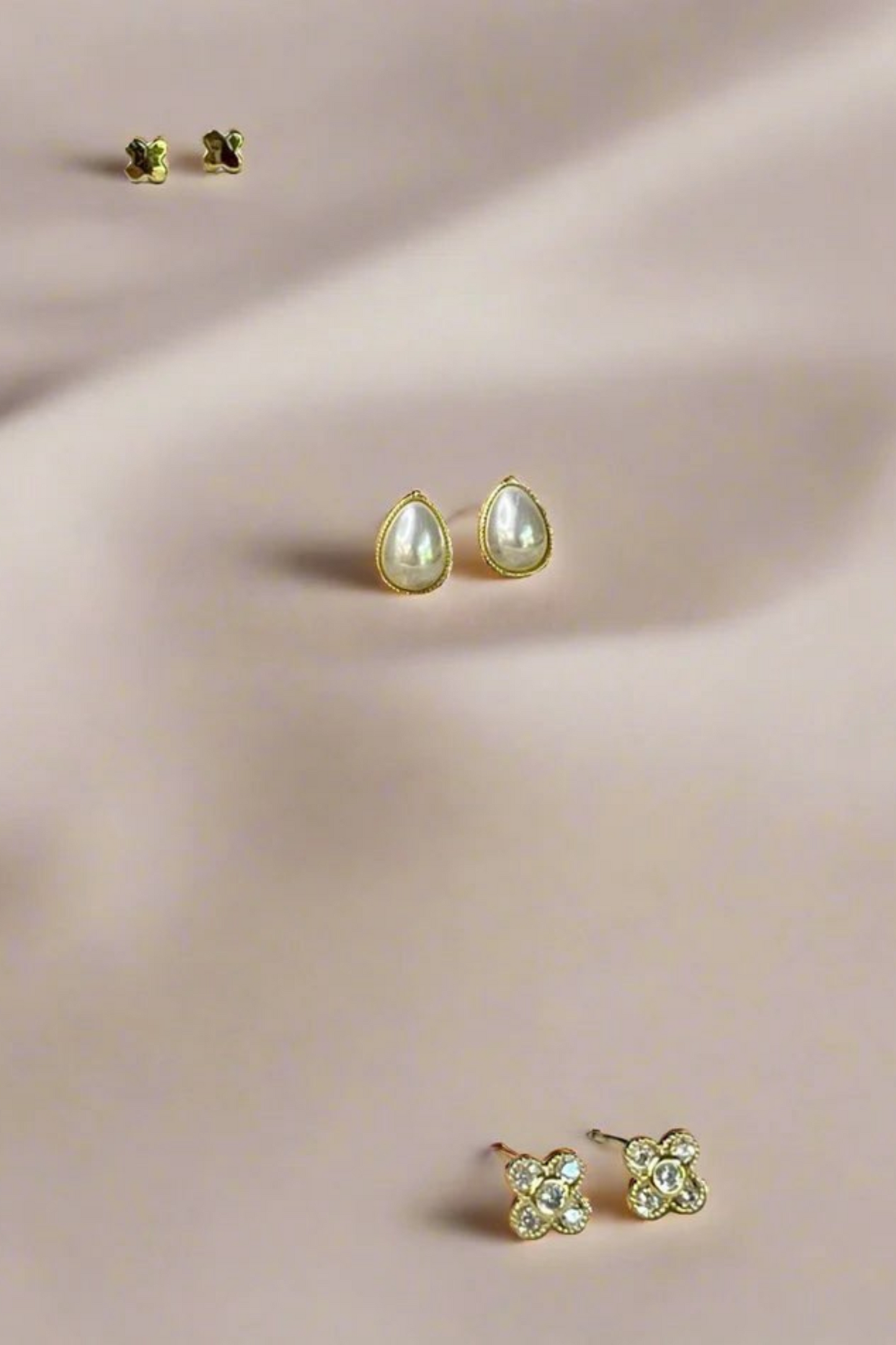 Pearl Flower Gold Dipped Earring Set - FINAL SALE