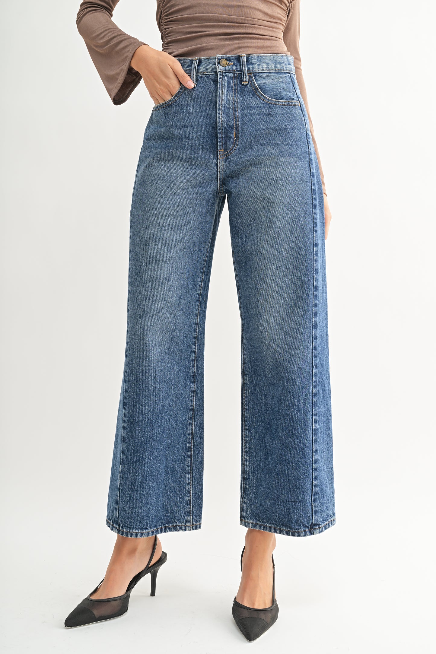 Nicolete Dark Wash Barrel Denim