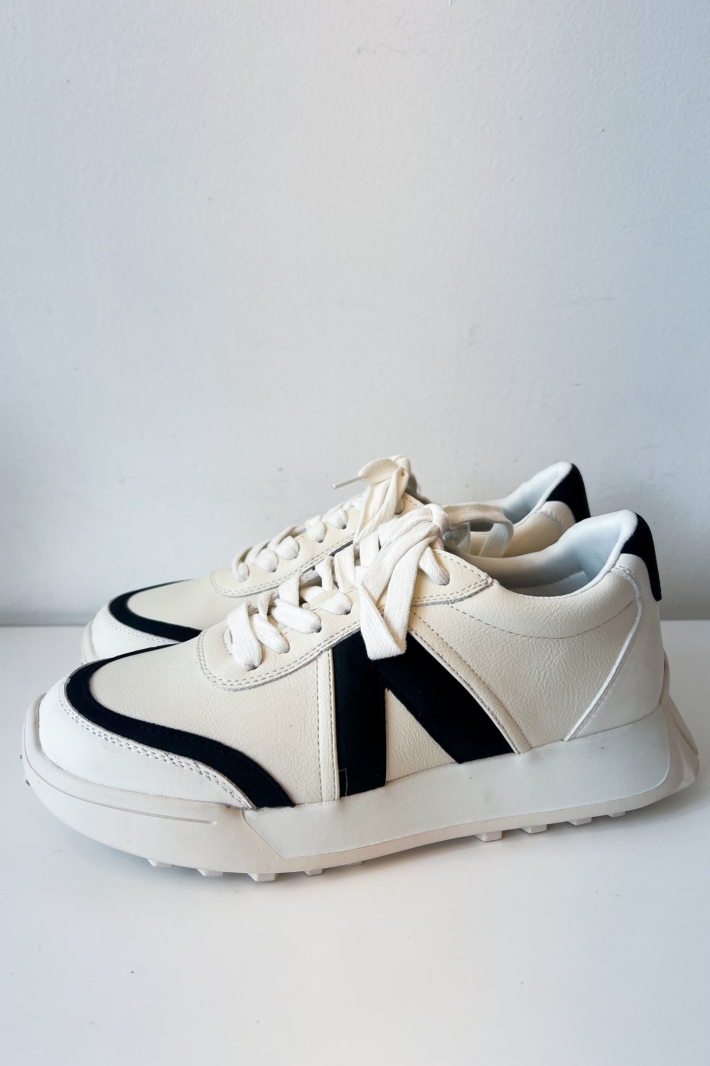 Taylen Off White Chunky Athletic Sneaker