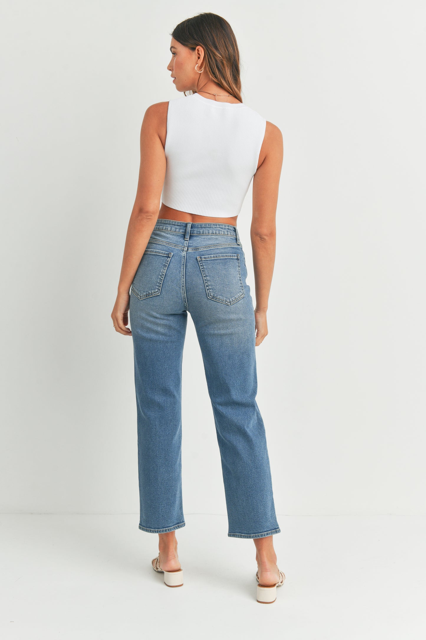 Saylor Medium Wash Vintage Straight Denim