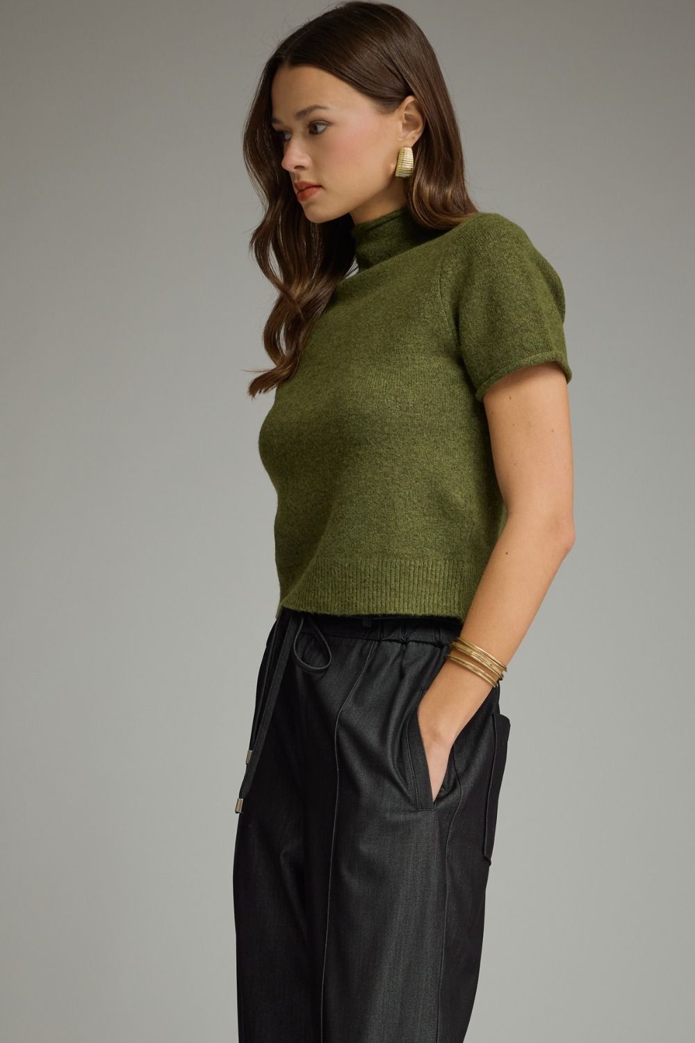 Lyone Olive Rib Mockneck Top